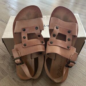 Matisse Starcrossed Sandals in Tan Leather